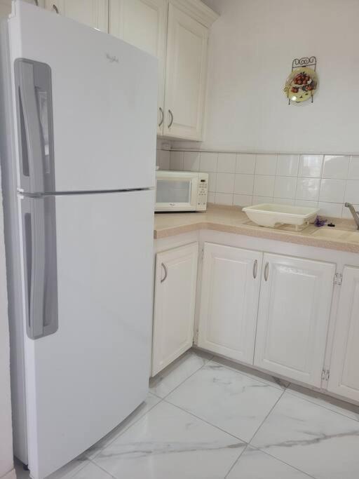 24 Maple Gardens Apartment Bridgetown Ngoại thất bức ảnh